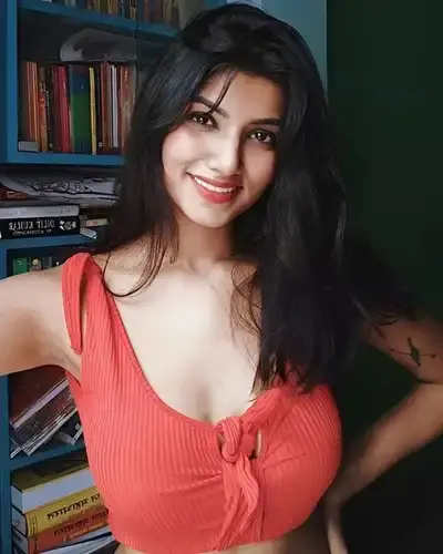 Escort Khatima